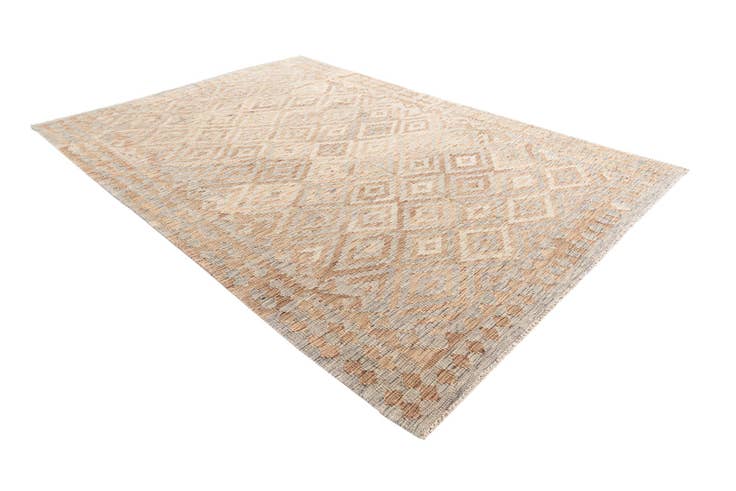 Detail image of 5' 7 x 7' 9 Hand Woven Kilim Modern Wool Rug