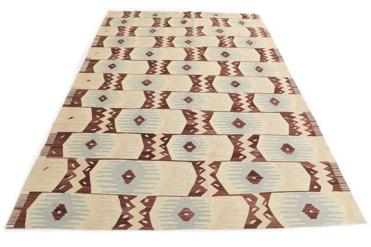 Detail image of 6' 8 x 9' 10 Hand Woven Kilim Modern Wool Rug