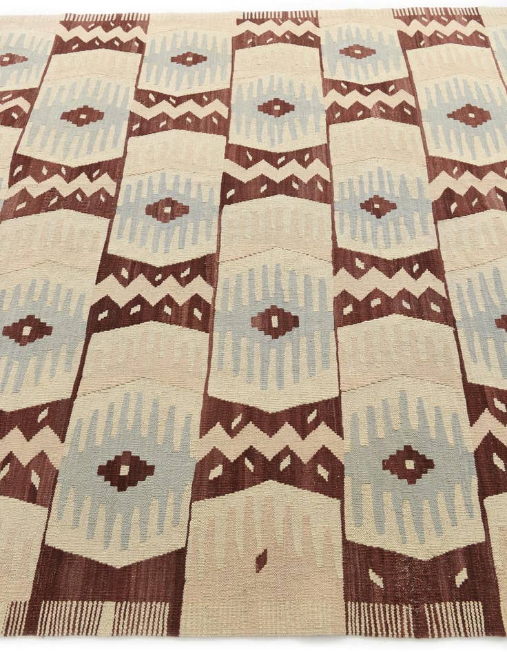Detail image of 6' 8 x 9' 10 Hand Woven Kilim Modern Wool Rug