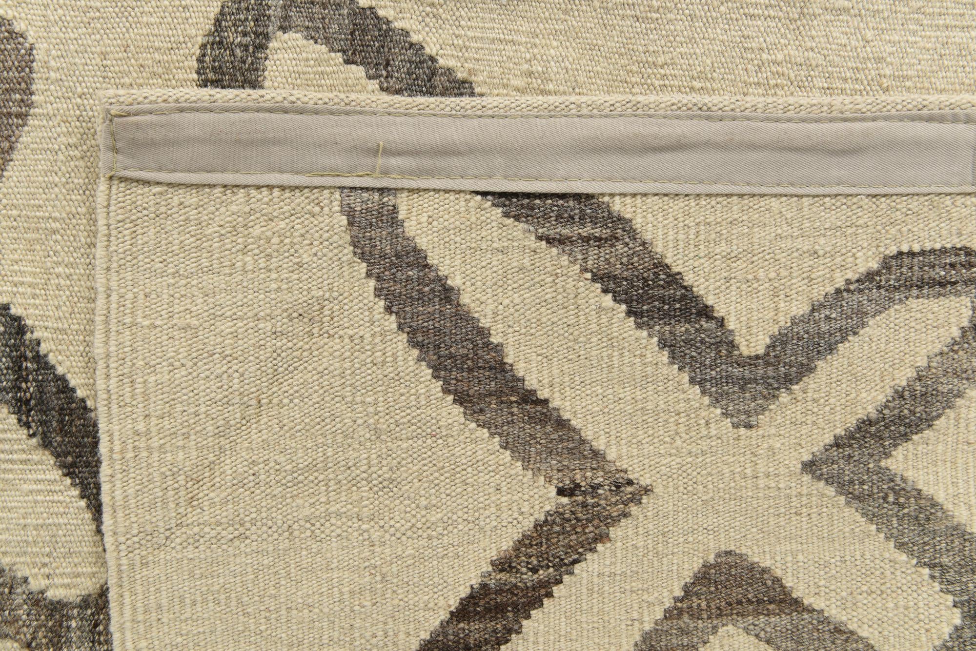5' x 6' 5 Hand Woven Kilim Modern Wool Rug