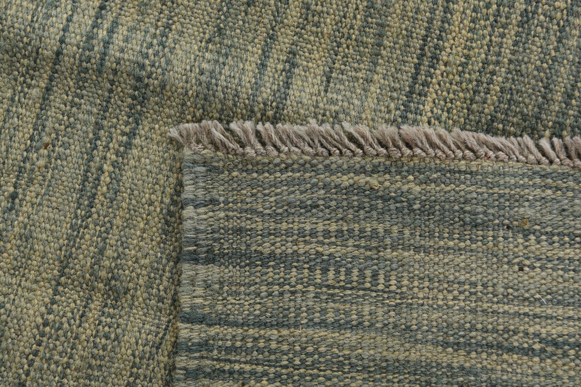 5' x 6' 6 Hand Woven Kilim Modern Wool Rug