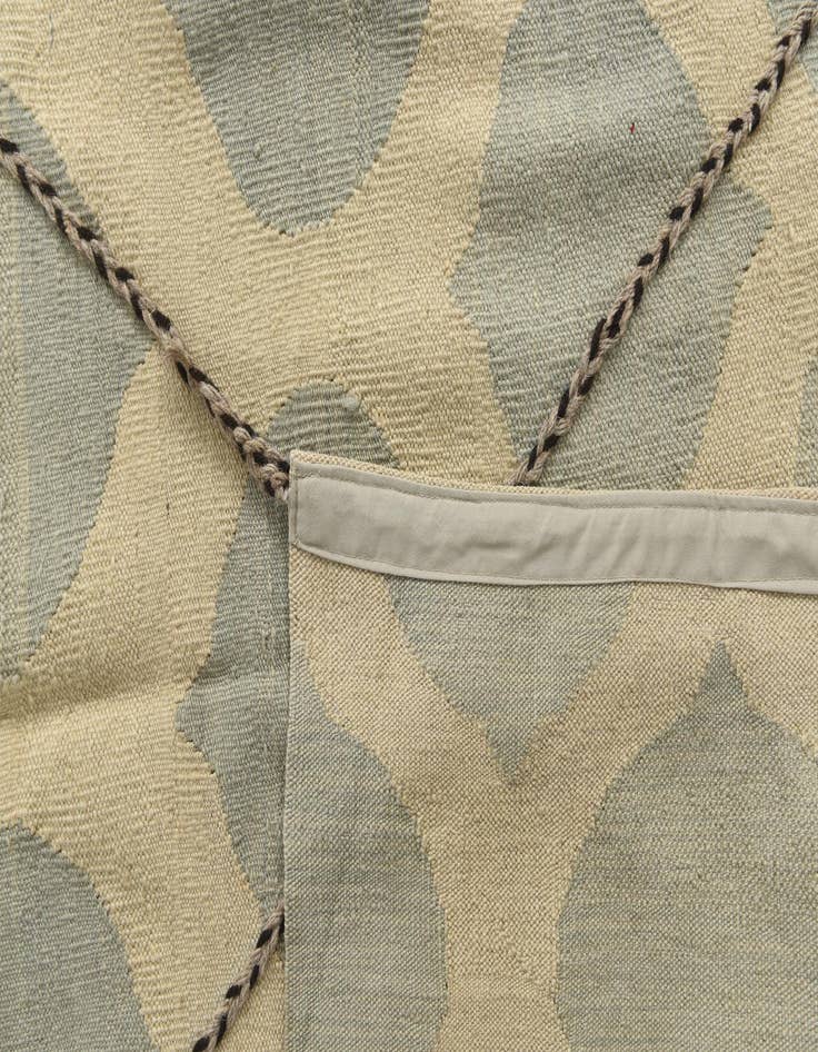 Detail image of 8' 2 x 9' 8  Hand Woven Kilim Modern Wool Rug