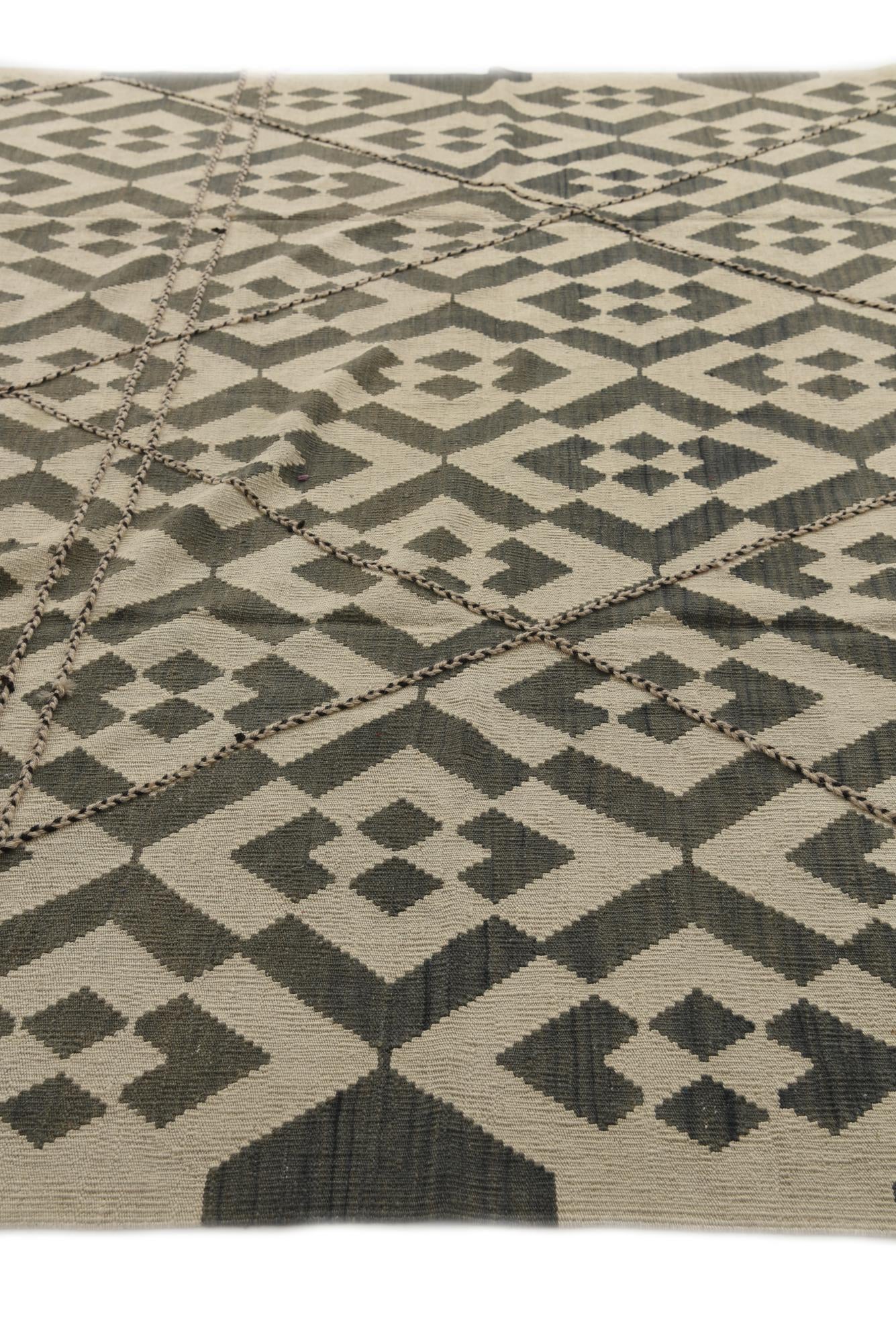 8' 8 x 9' 10 Hand Woven Kilim Modern Wool Rug