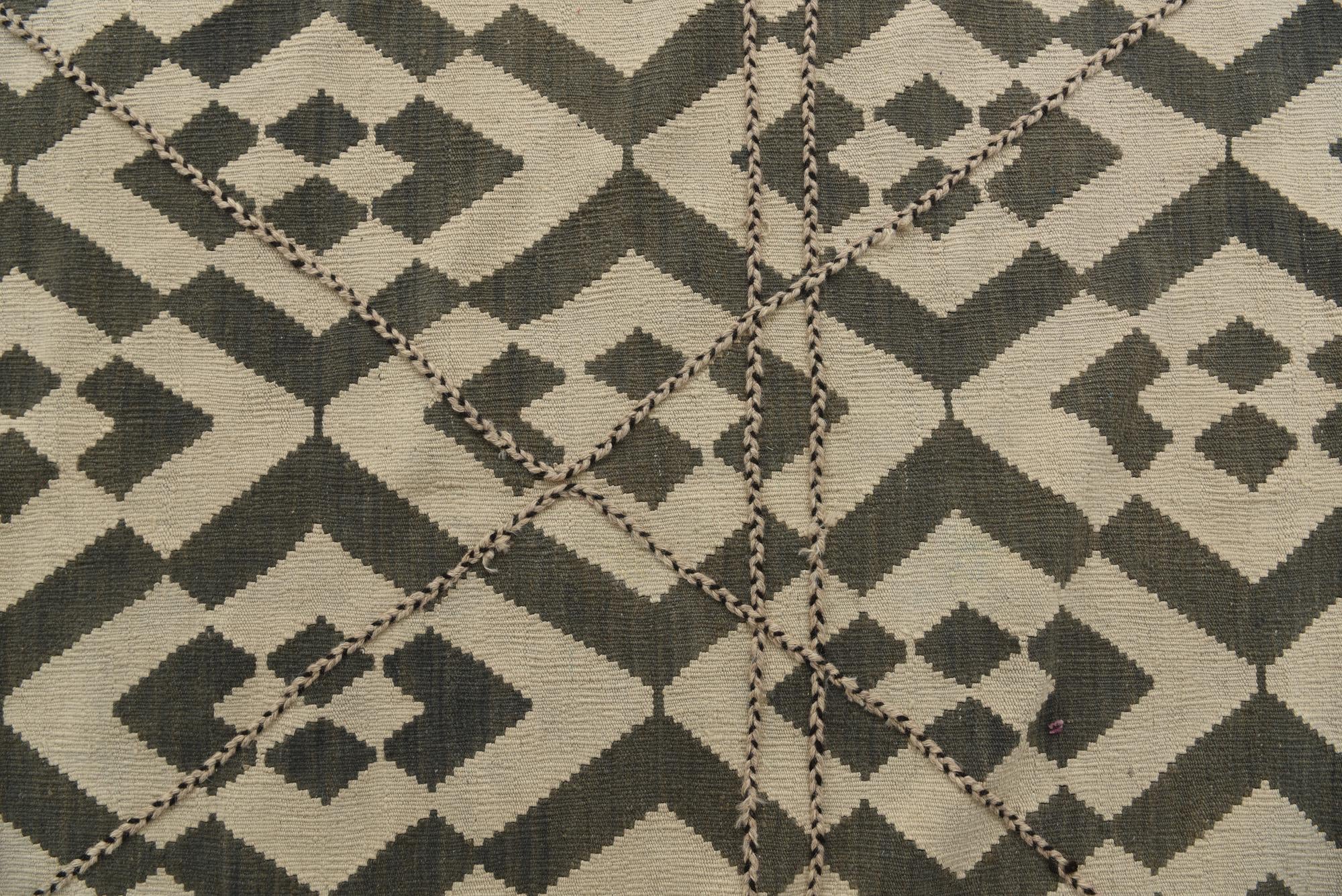8' 8 x 9' 10 Hand Woven Kilim Modern Wool Rug