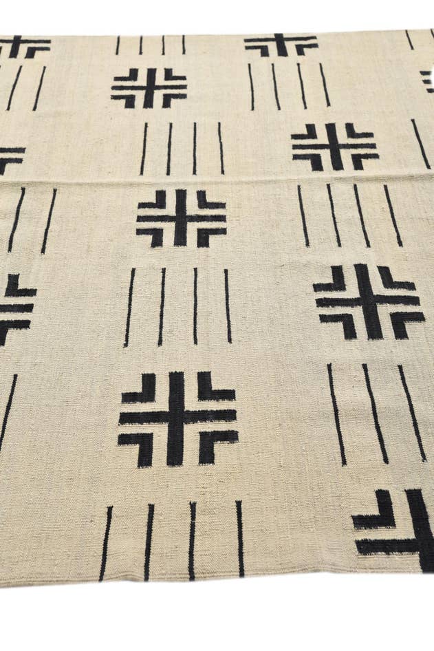 Detail image of 6' 4 x 7' 10 Hand Woven Kilim Modern Wool Rug
