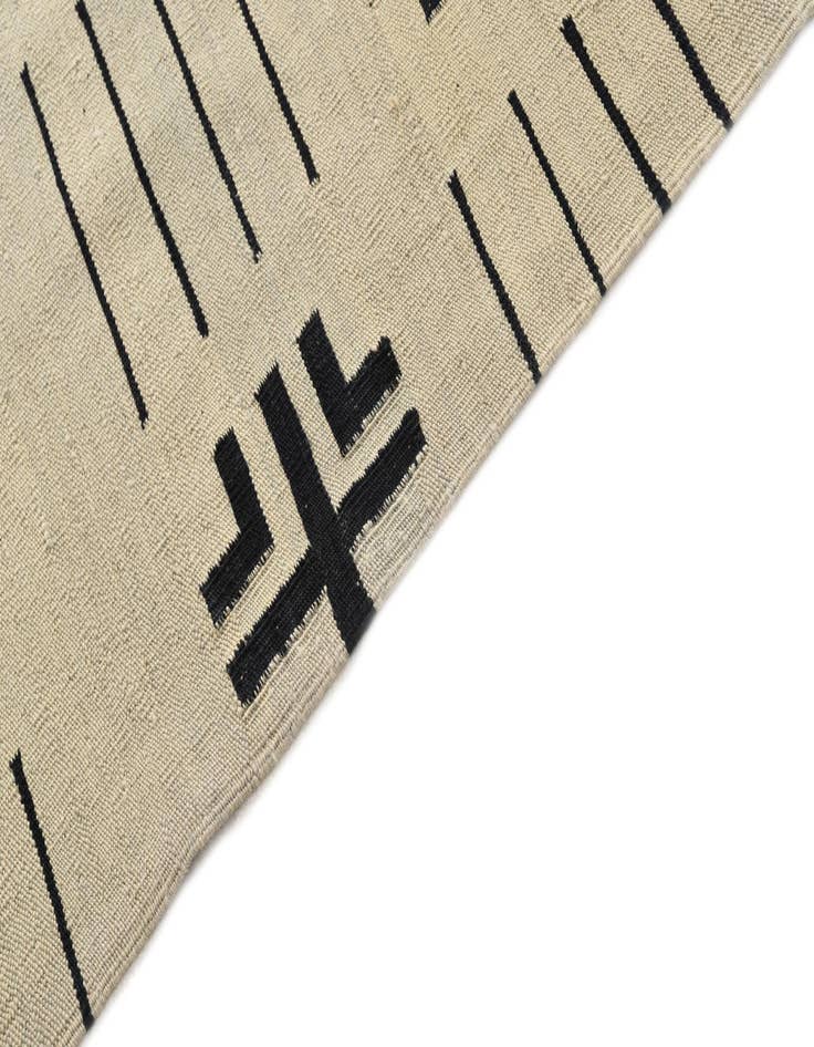 Detail image of 6' 4 x 7' 10  Hand Woven Kilim Modern Wool Rug