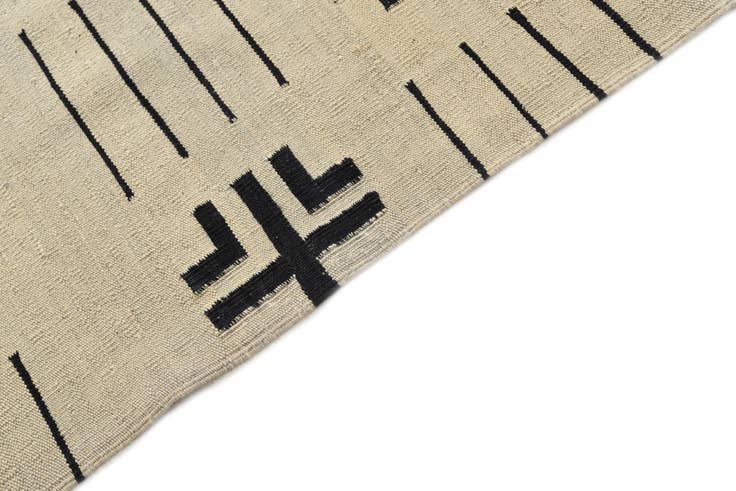 Detail image of 6' 4 x 7' 10 Hand Woven Kilim Modern Wool Rug