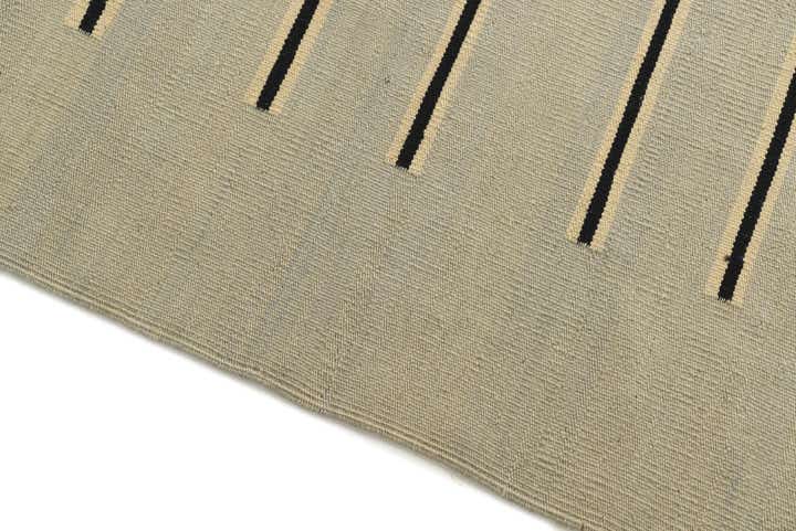 4' x 6' 1 Hand Woven Kilim Modern Wool Rug