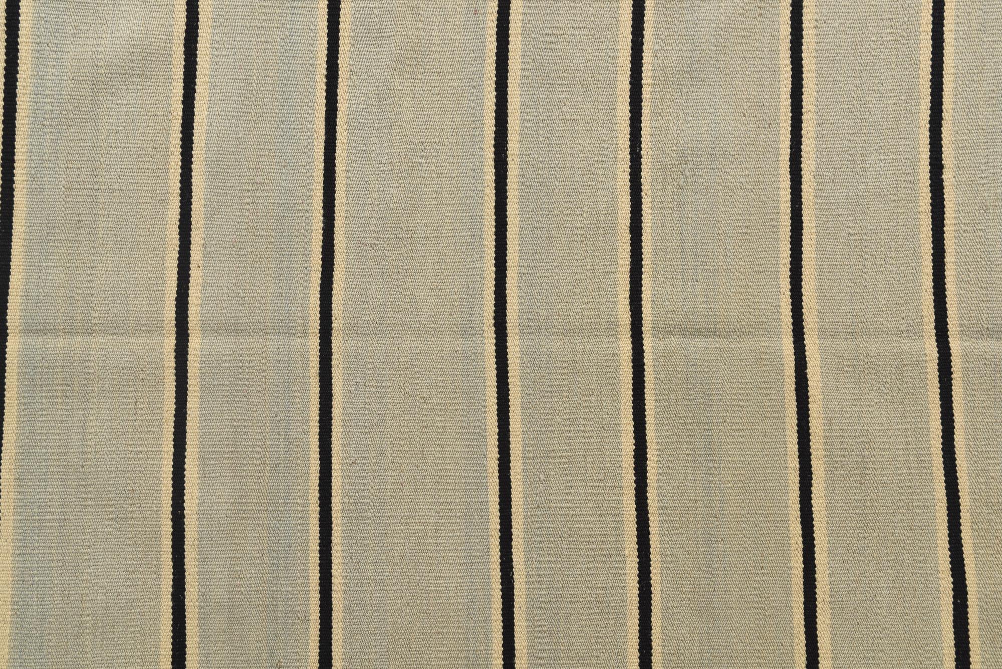 4' x 6' 1 Hand Woven Kilim Modern Wool Rug