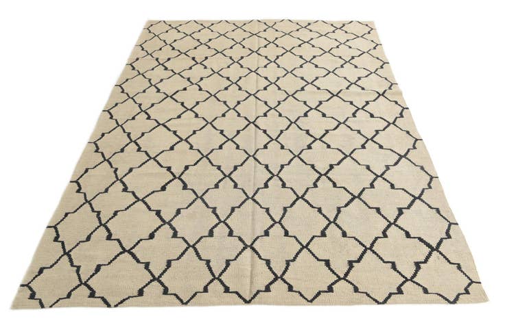 Detail image of 5' 10 x 8' 1 Hand Woven Kilim Modern Wool Rug
