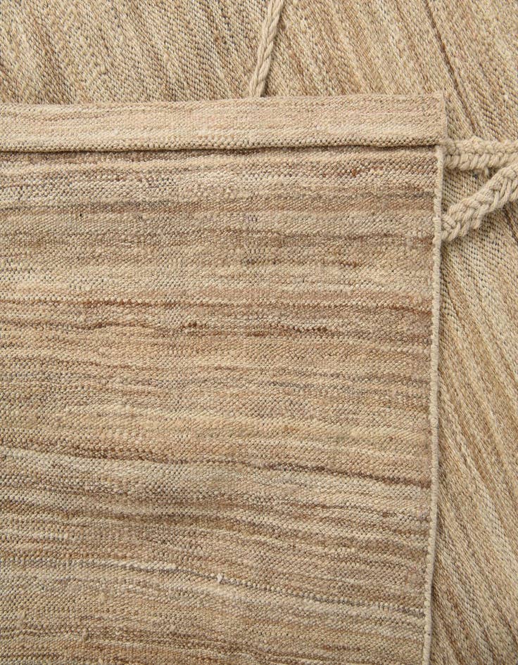 Detail image of 6' 4 x 9' 8  Hand Woven Kilim Modern Wool Rug