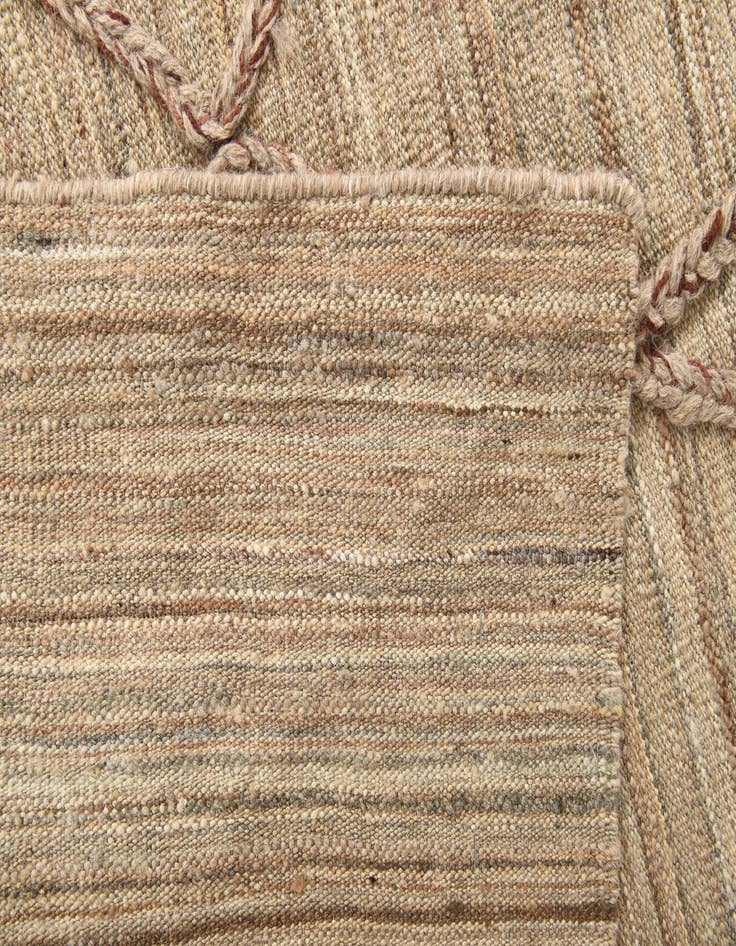 Detail image of 8' 6 x 9' 10  Hand Woven Kilim Modern Wool Rug