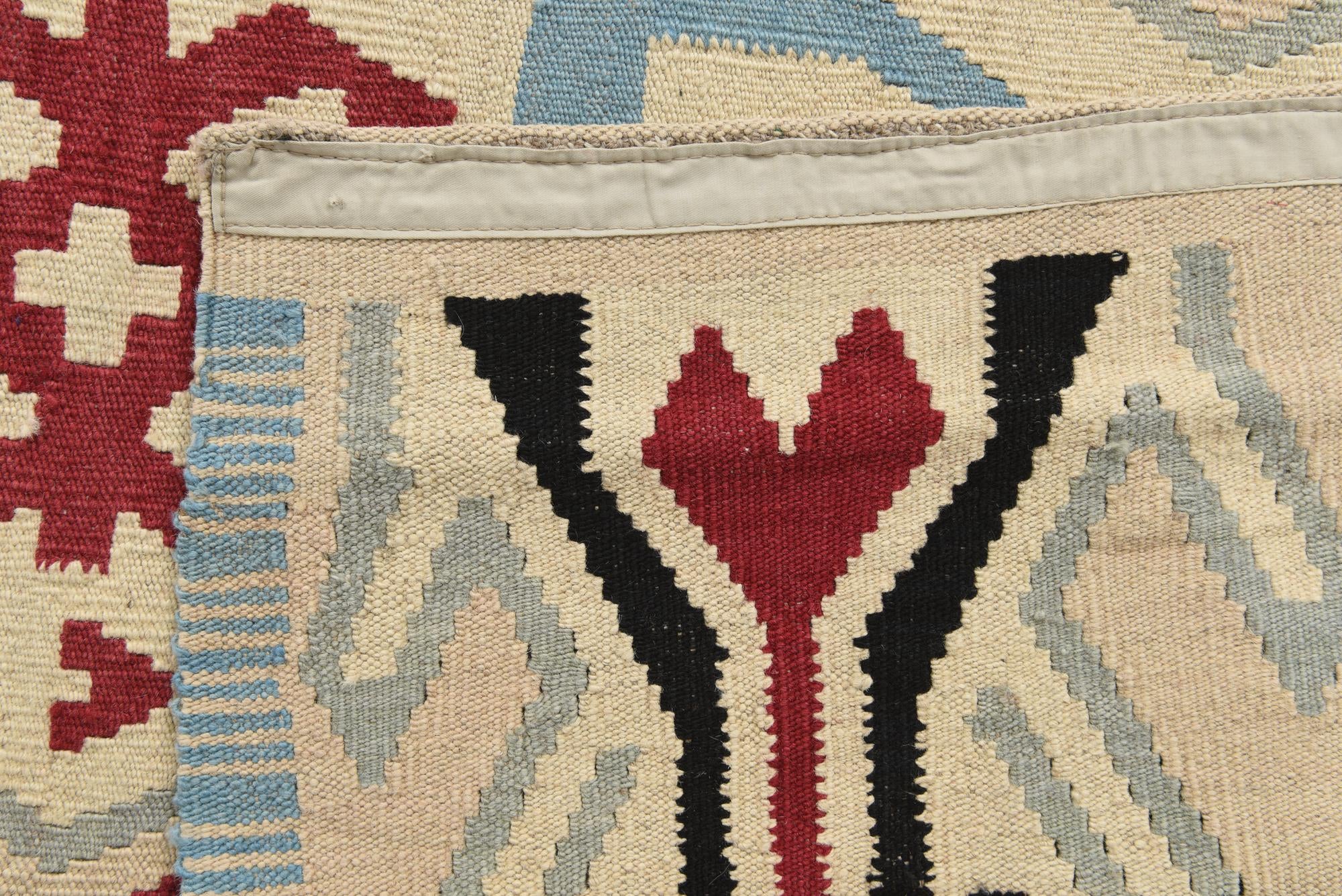 6' 1 x 8' Hand Woven Kilim Modern Wool Rug
