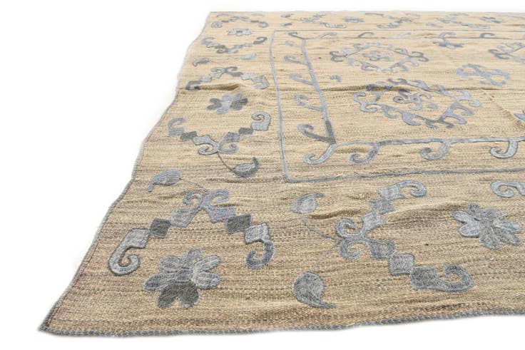 Detail image of 6' 8 x 9' 5 Hand Woven Kilim Modern Wool Rug