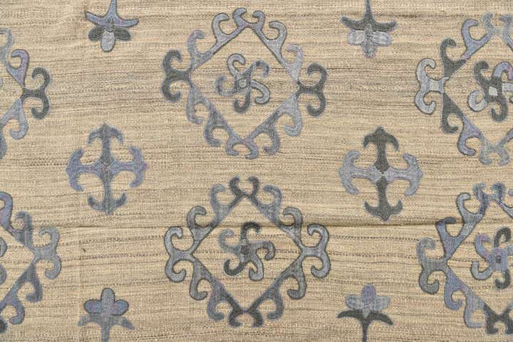 6' 8 x 9' 5 Hand Woven Kilim Modern Wool Rug
