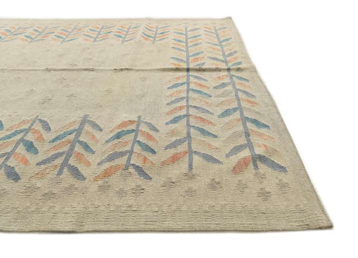 5' 1 x 6' 5 Hand Woven Kilim Modern Wool Rug