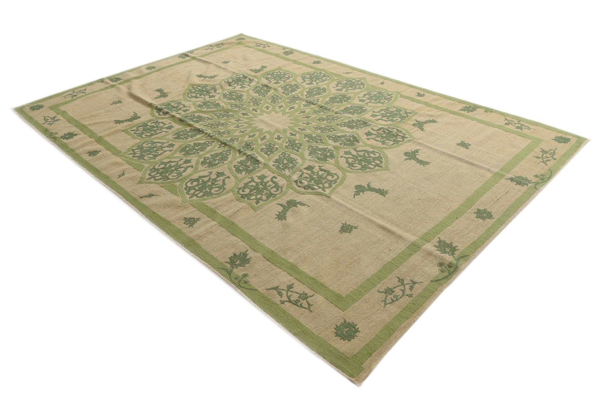 7' 7 x 11' Hand Woven Kilim Modern Rug
