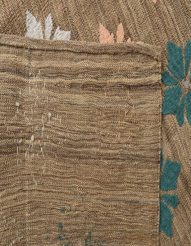 Detail image of 7' 3 x 9' 3  Hand Woven Kilim Modern Rug