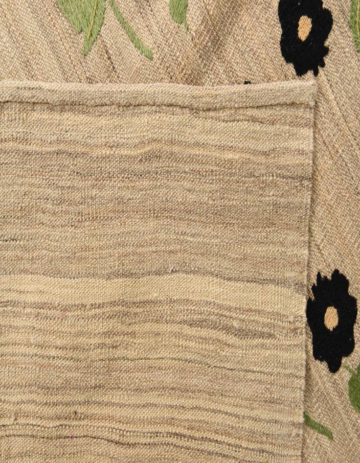 Detail image of 6' 3 x 9' 5  Hand Woven Kilim Modern Wool Rug