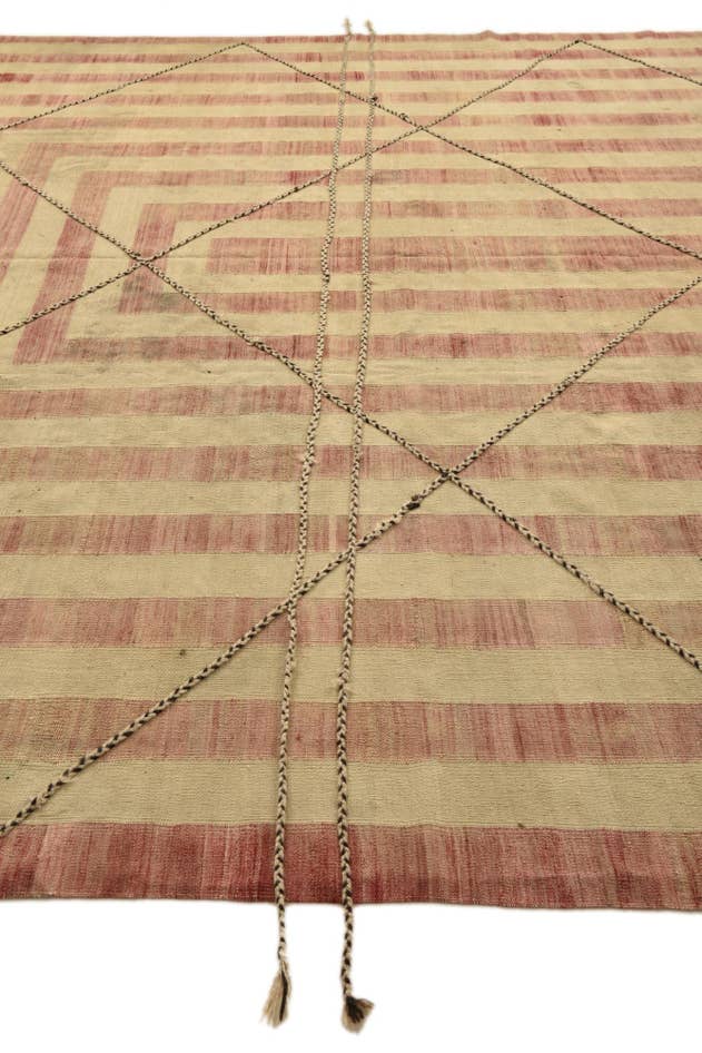 Detail image of 11' 2 x 14' 2 Hand Woven Kilim Modern Wool Rug