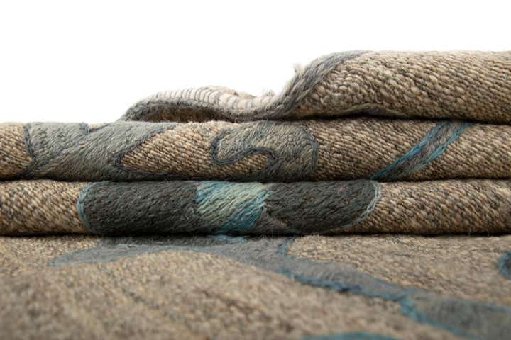 5' 11 x 7' 8 Hand Knotted Kilim Wool Rug