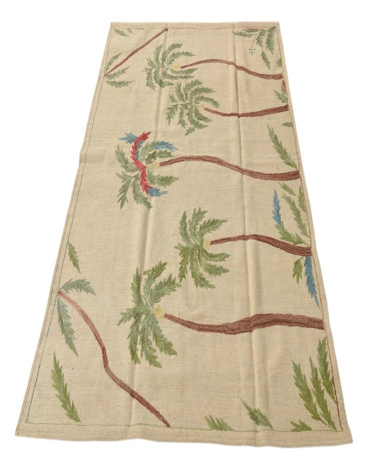 Detail image of 4' 2 x 5' 10 Hand Woven Kilim Suzani Wool Rug