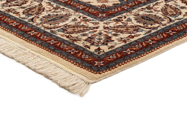 Detail image of 8' 2 x 10' Lahour Rug