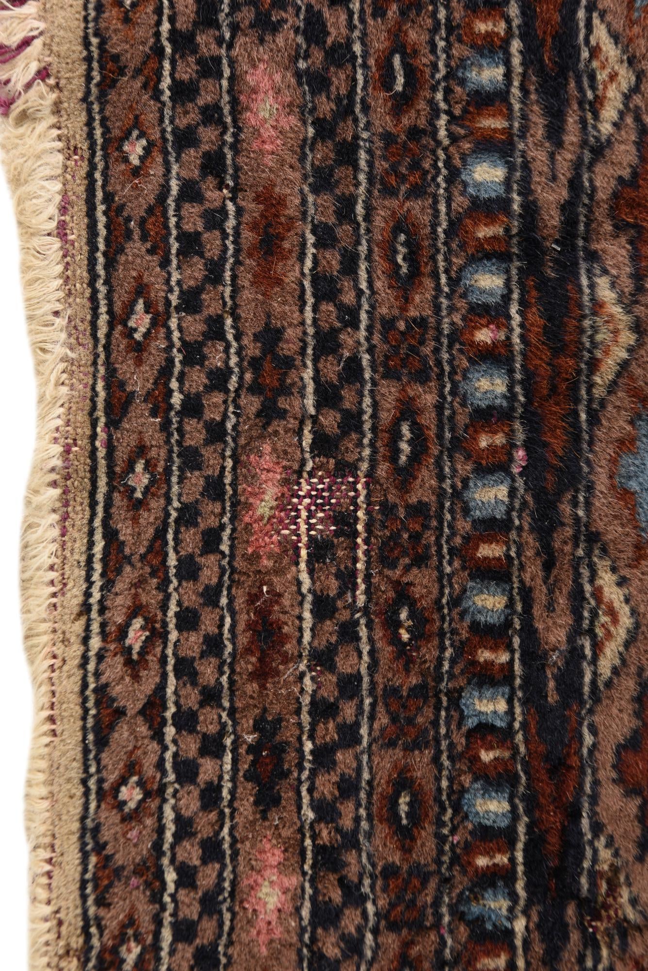 4' 3 x 6' 4 Hand Knotted Lahour Oriental Rug