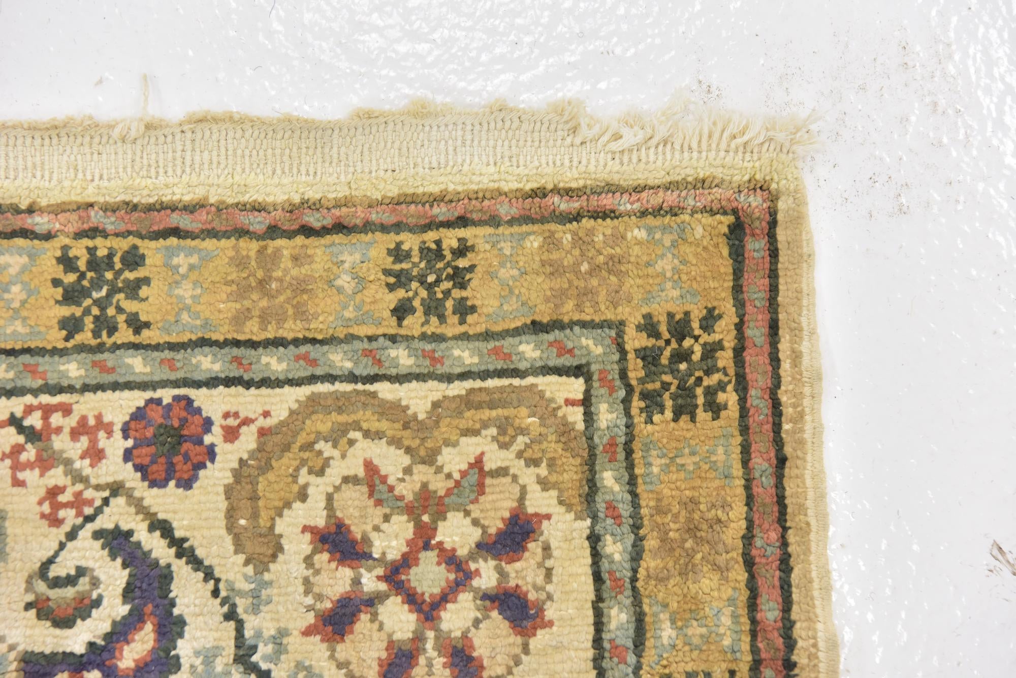 3' 2 x 4' 8 Hand Knotted Lahour Rug