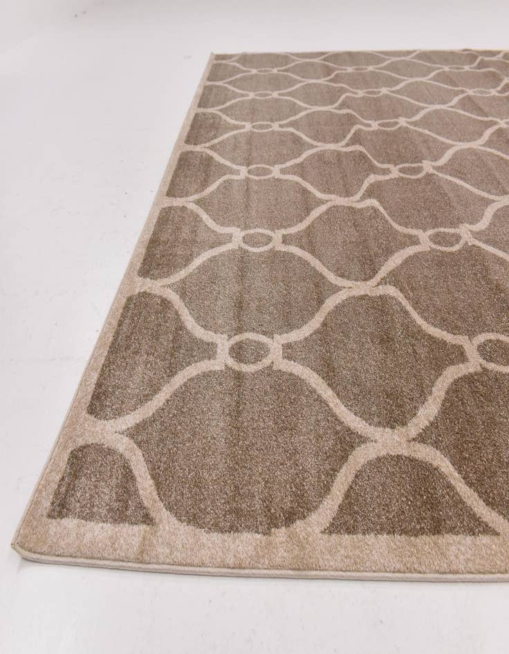 Detail image of 9' x 12' Lattice Rug