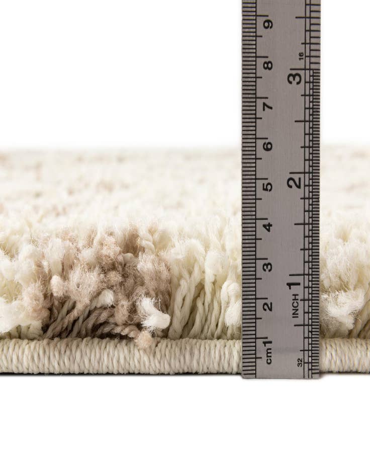 Detail image of Custom Beige Lattice Shag Rug