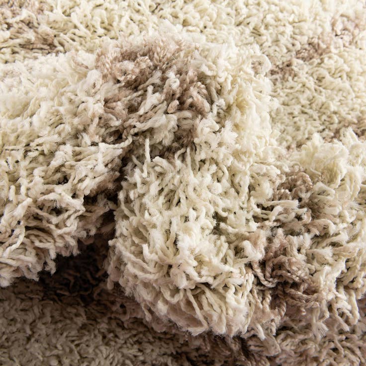 Detail image of Custom Beige Lattice Shag Rug