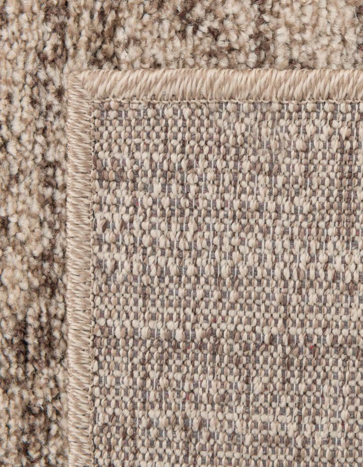 Detail image of 7' 10 x 11' Loft Rug
