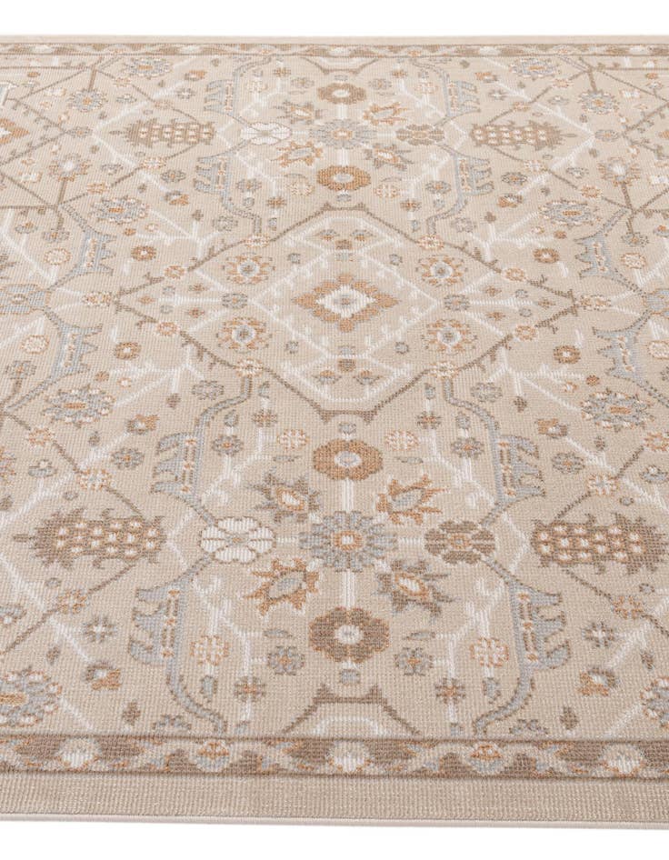 Detail image of 5' 5 x 7' 9 Lola Rug