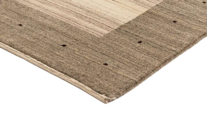 4' 11 x 6' 7 Loriloom Rug