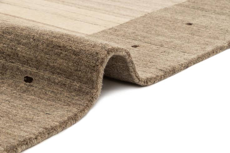 Detail image of 4' 11 x 6' 7 Loriloom Rug