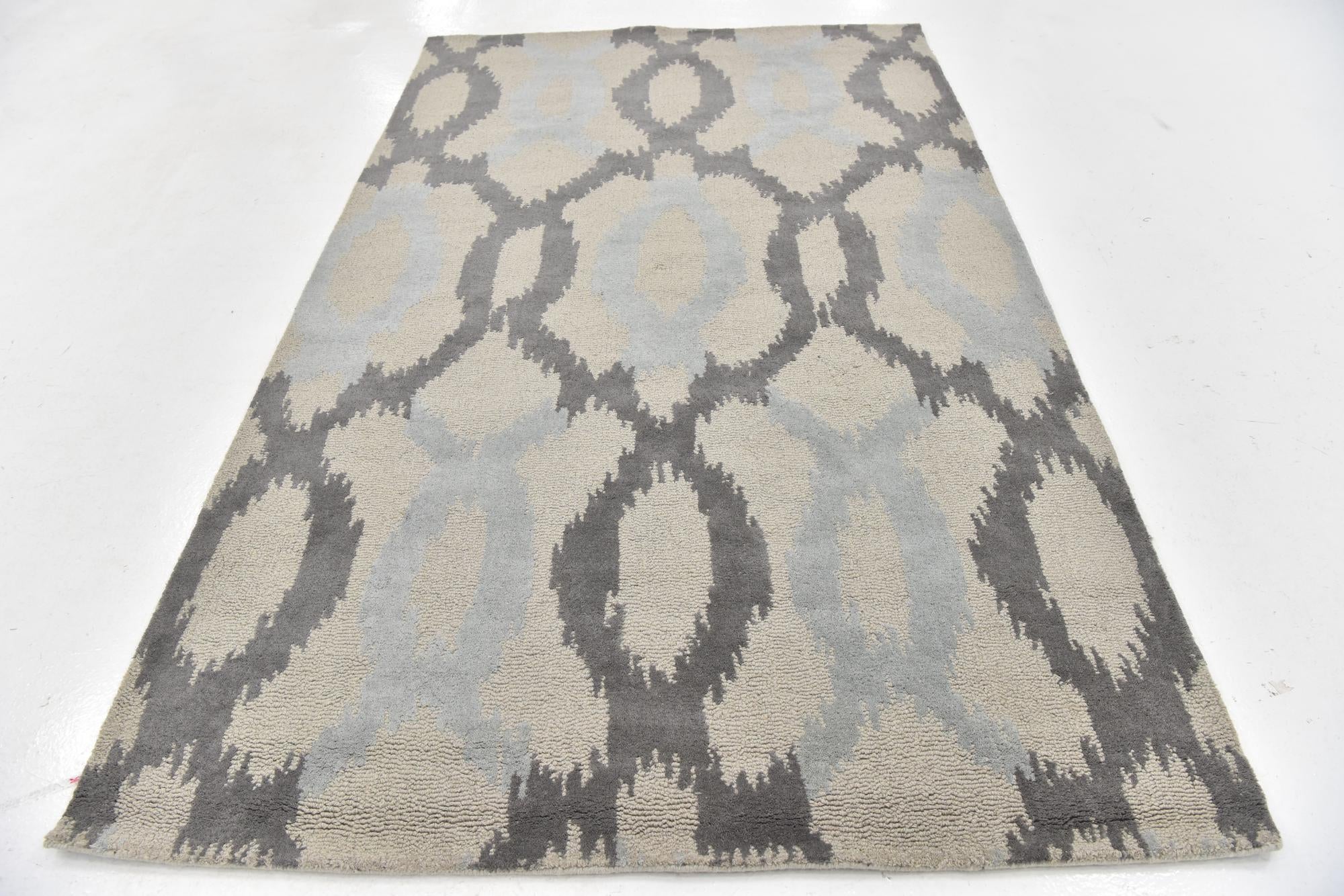 5' x 8' Luna Wool Rug