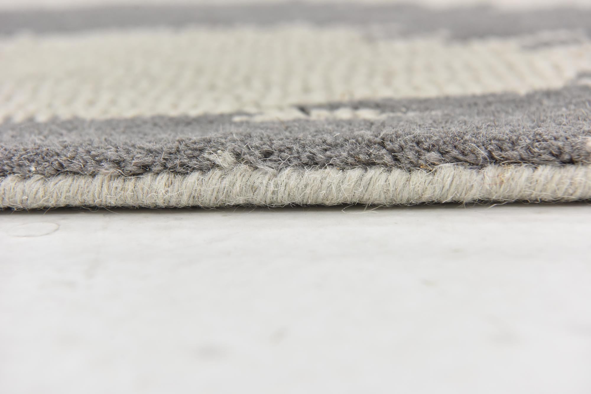 5' x 8' Luna Wool Rug