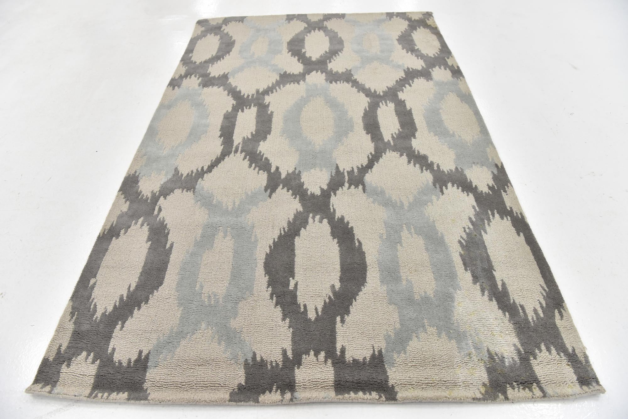 5' x 8' Luna Wool Rug