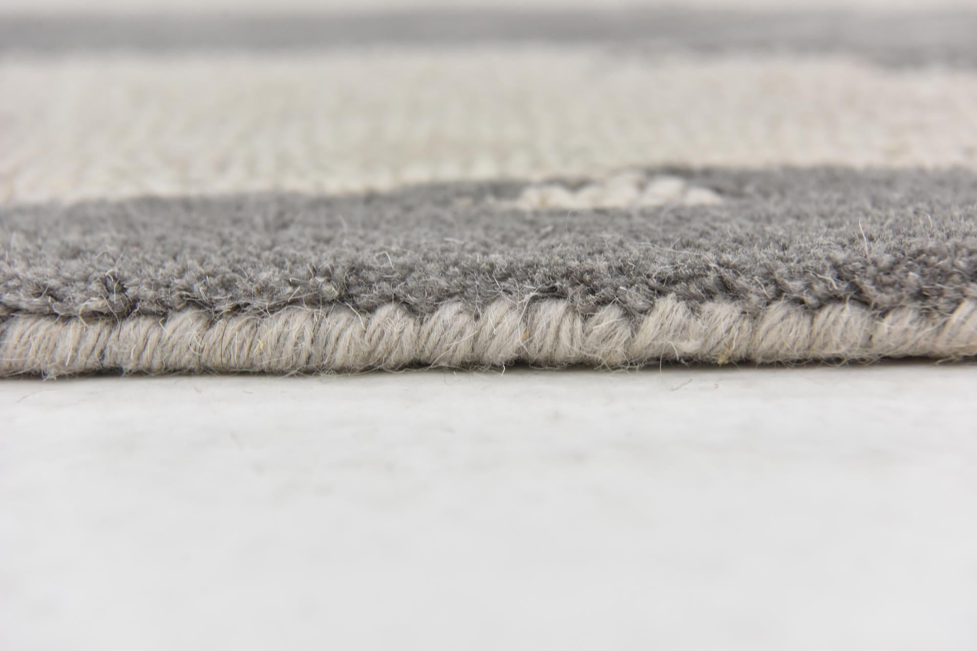 5' x 8' Luna Wool Rug