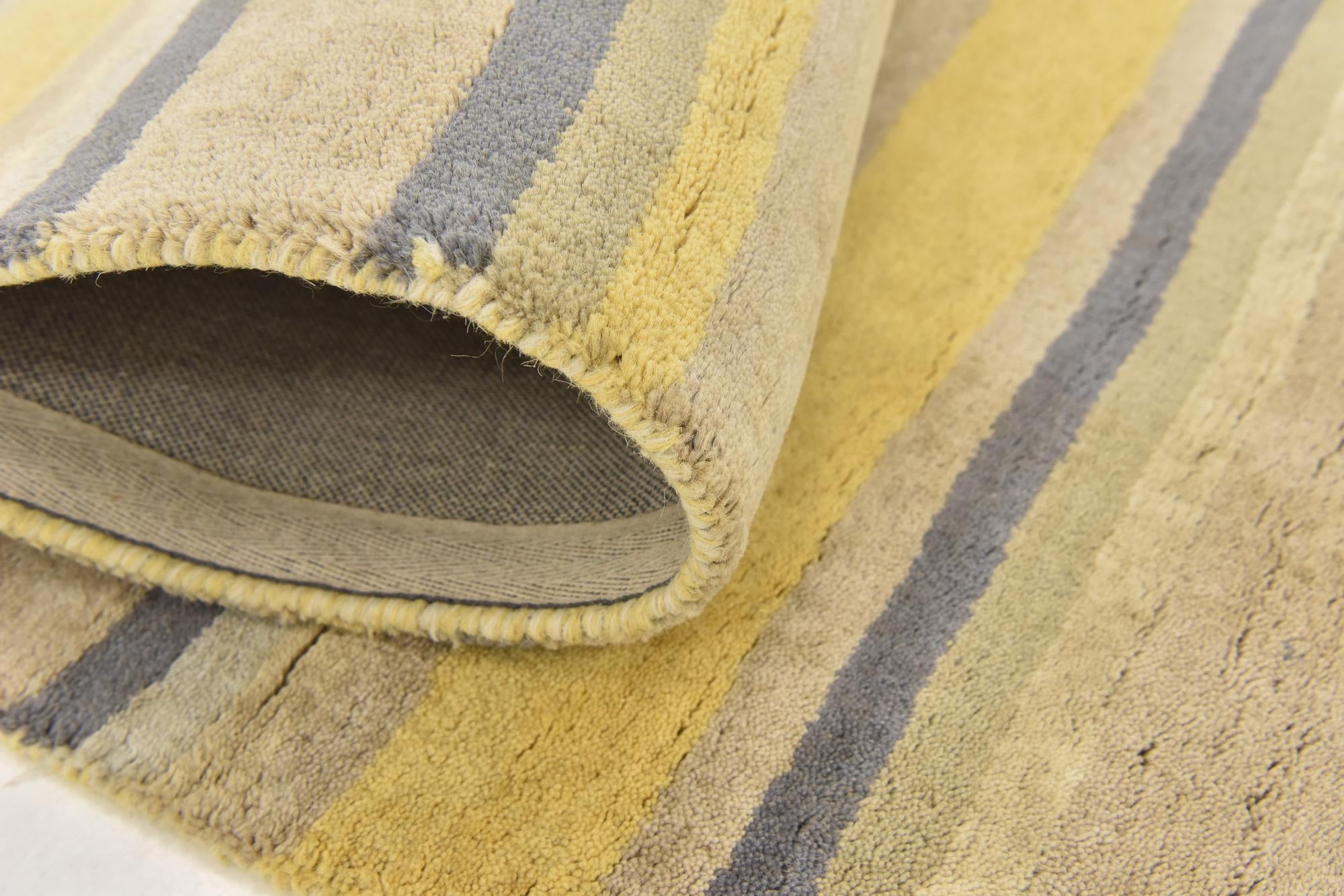 4' x 5' 5 Luna Wool Rug