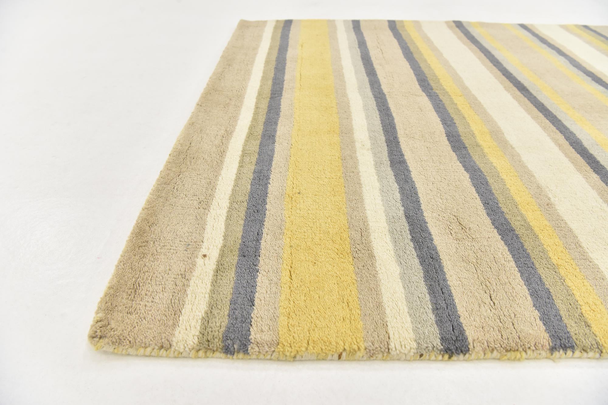 4' x 5' 6 Luna Wool Rug