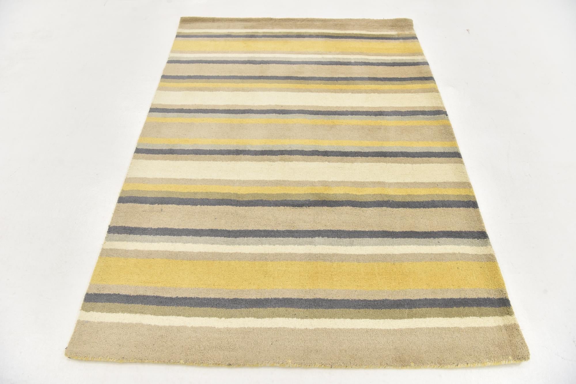 4' x 5' 7 Luna Wool Rug
