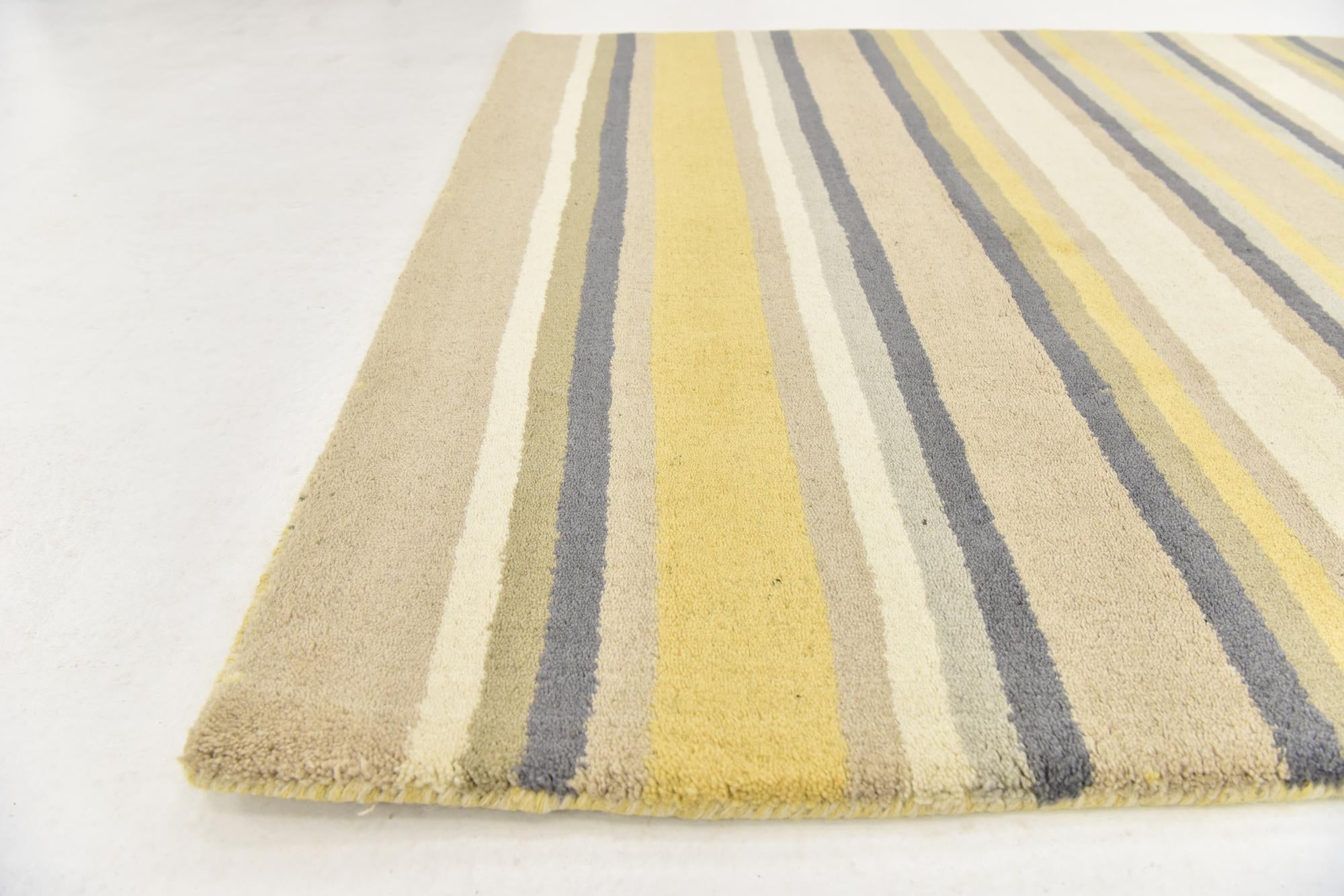 4' x 5' 7 Luna Wool Rug
