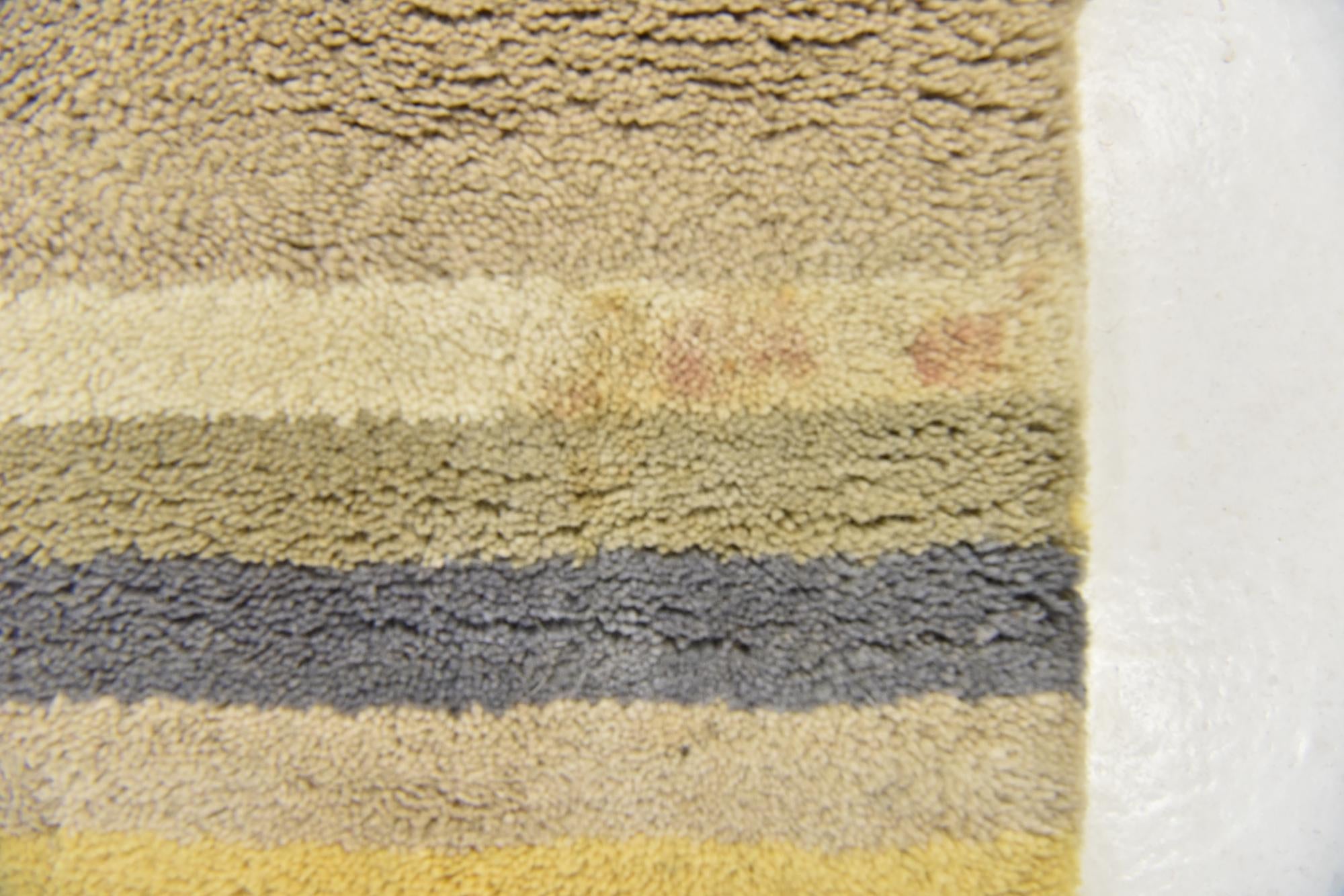 4' x 5' 7 Luna Wool Rug