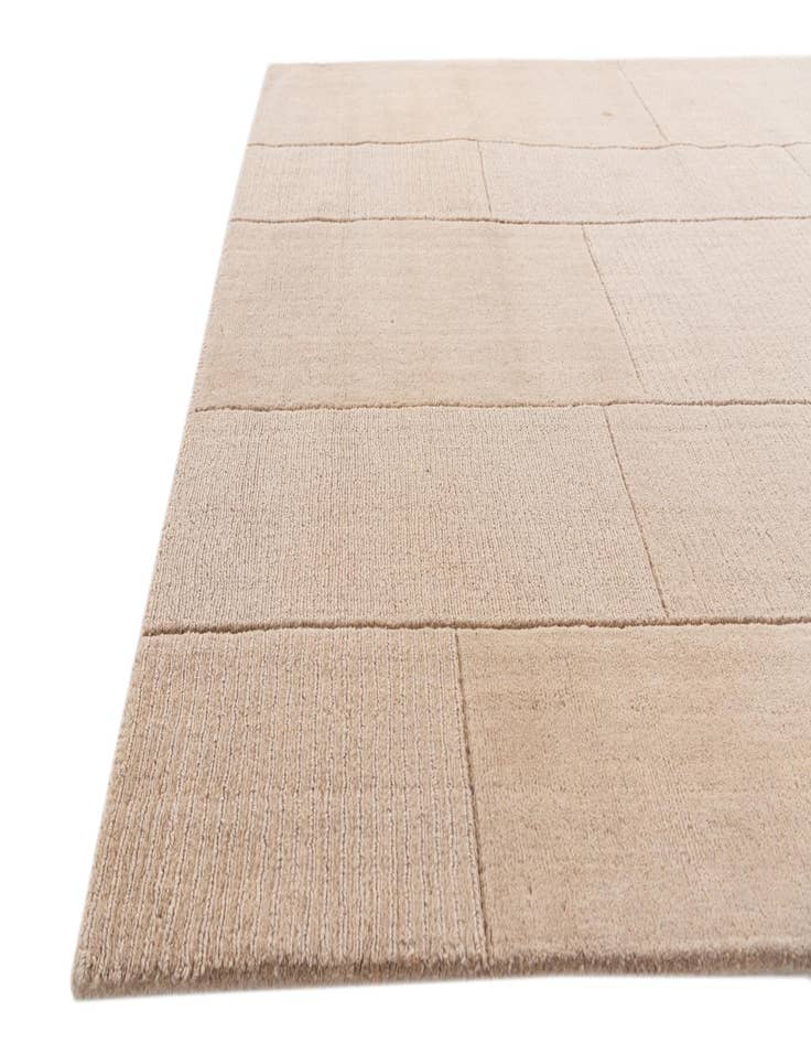 Detail image of 5' x 8' Luna Rug