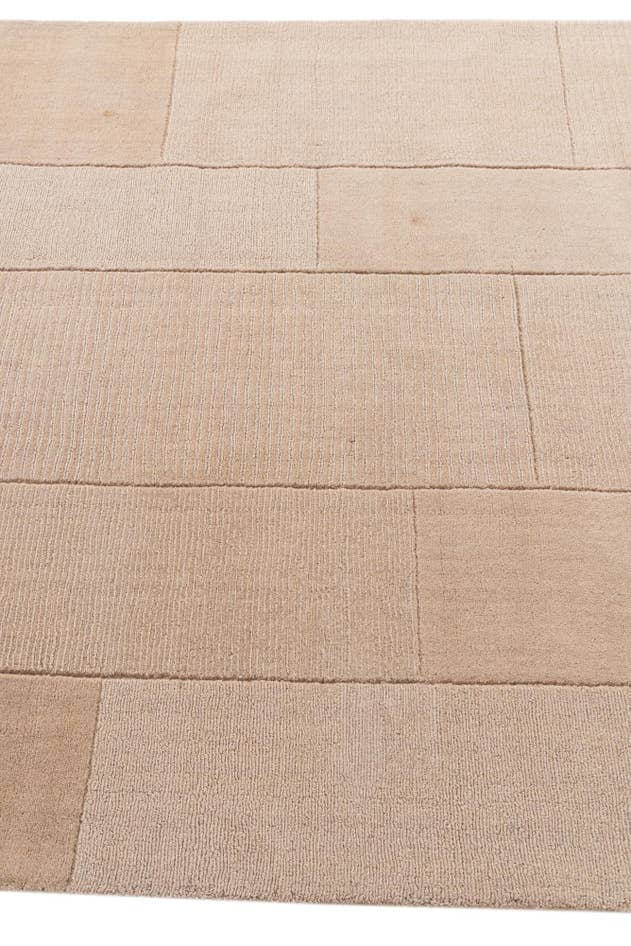 Detail image of 5' x 8' Luna Rug