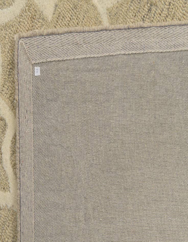 Detail image of 5' x 8' Luna Rug