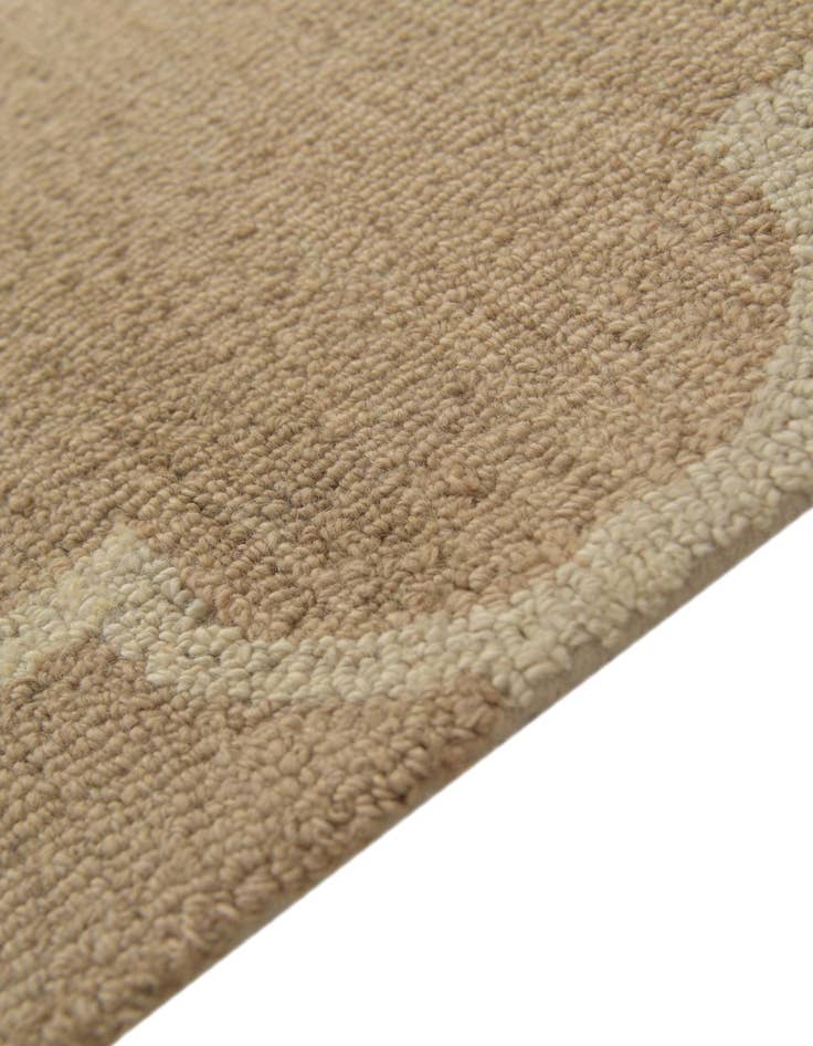 Detail image of 5' 1 x 8' 2 Luna Wool Rug