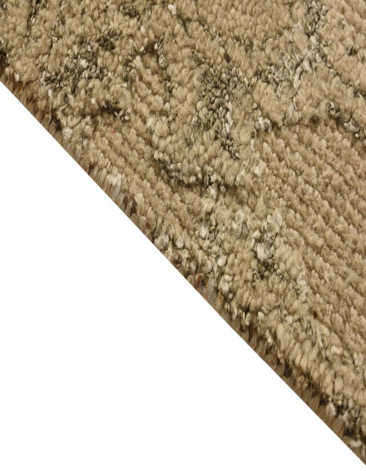 Detail image of 5' x 7' Hand Knotted Luna Rug